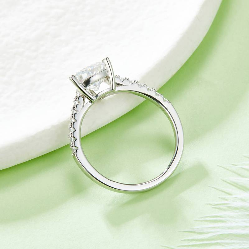 微镶三角形S925银镀白金MoissaniteWomen's Ring1.0ctD级